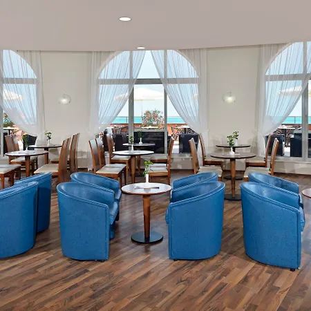 Feriested Sol Luna Bay 4*